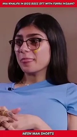 Mia Khalifa in Bigg Boss OTT with Fukra Insaan? Reacts! | Fukra Insaan Live Bigg Boss OTT #shorts