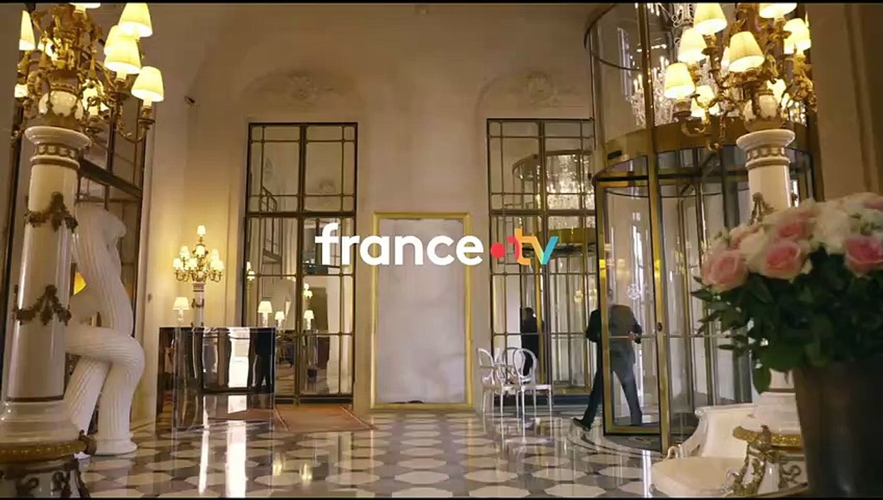 Après un premier numéro consacré à Dalida, France 3 diffusera vendredi soir à 21h10 le deuxième numéro de "Hôtel du temps" présenté par Thierry Ardisson avec cette fois-ci  Coluche - VIDEO