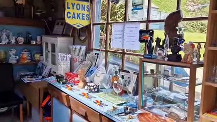 'The Curiosity Shop' in Malin Head