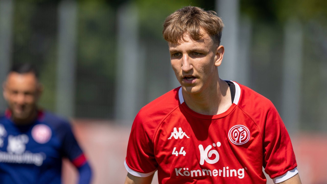 'Total bescheiden': Wird Weiper bei der U-21-EM zur Geheimwaffe?