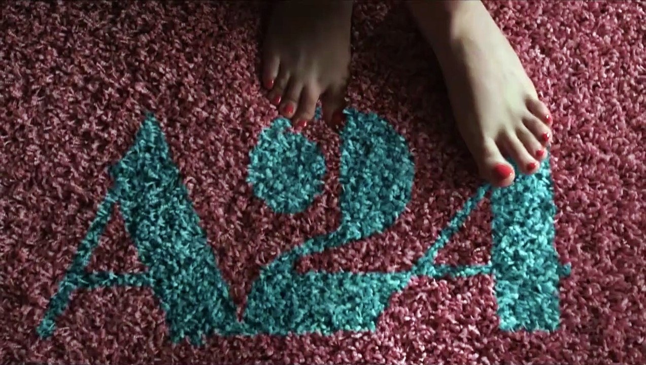 Priscilla Trailer OV