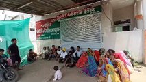People of Bhim Ward protested by closing the shop to remove the liquor shop
