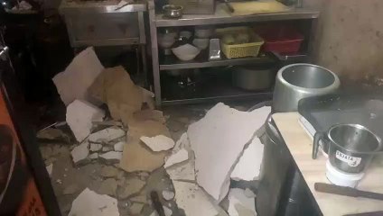 सात दिन में खुद हटा लो. . .नहीं तो निगम ढहाएगा भवन