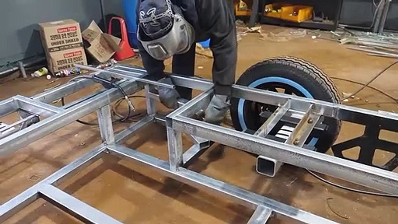 The process of making a wheeled house caravan