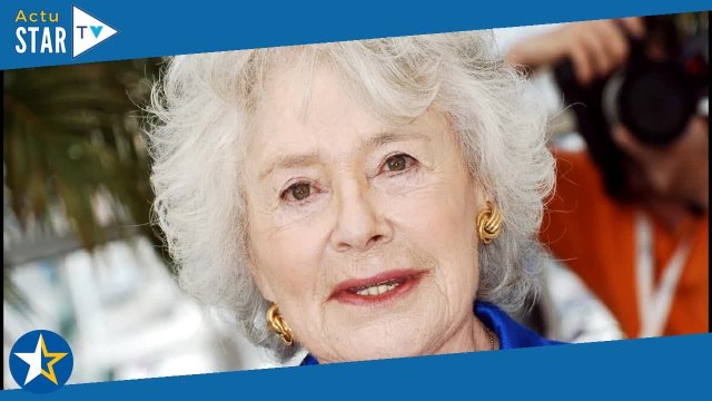 Je suis entrée au journal (...) sur le dos : les confidences très osées et surprenantes de Claude