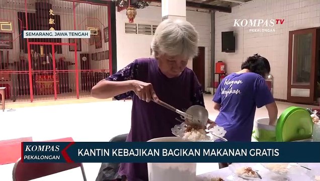 Boen Hian Tong Bagikan Makanan Gratis di Klenteng Rasa Dharma Semarang