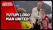 Kelakuan Kocak Erling Haaland, Tutupi Logo Manchester United Saat Diajak Foto Fans Cilik