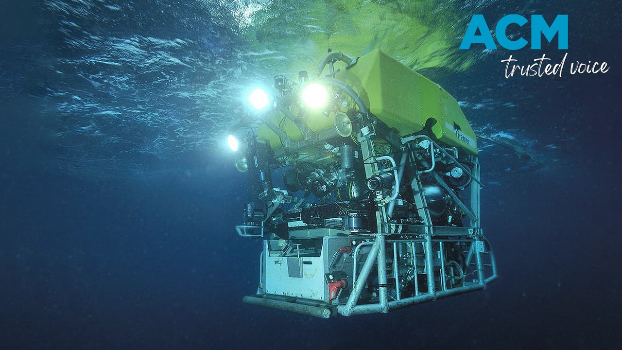 Deep sea robot rushed in for last-ditch Titan r...