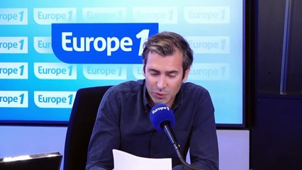 «Mes nuits avec une intelligence artificielle» de Stéphane Rose et la pièce en noir et blanc «Smile»