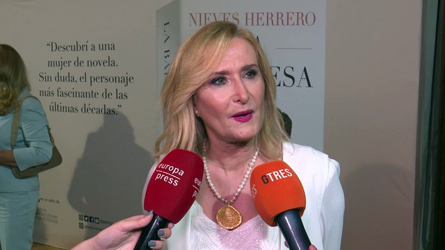 Nieves Herrero presenta su libro sobre Tita Cervera en Madrid