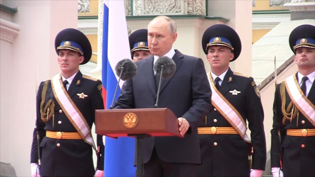 Experten: 'massive Säuberungswelle' in Putins Armee!