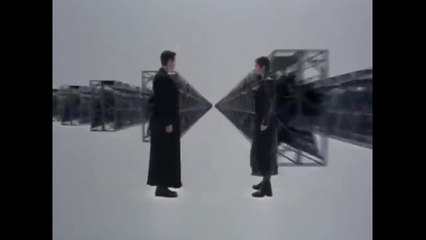Matrix : trailer VO film 1999