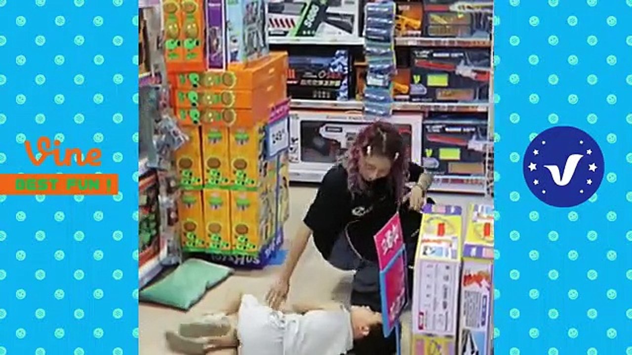 New_Funny_and_Fail_Videos_2023__Cutest_People_Doing_Funny_Things__Part_53(360p)