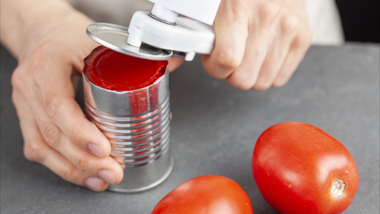 Öko-Test: zu viel Hormongift in Tomatendosen