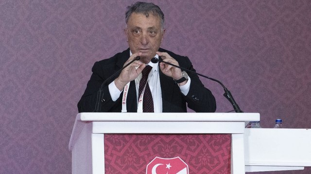 Ahmet Nur Çebi’den Mehmet Büyükekşi’ye: Bizim maça gelmediniz, şampiyonluk kutlamasında…