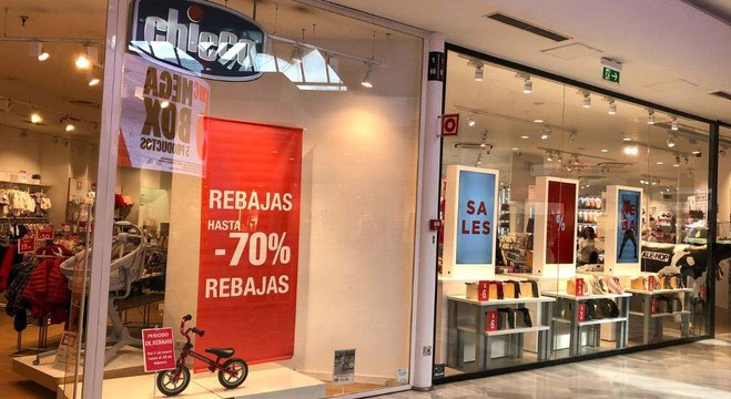 Empiezan las rebajas de verano en Madrid con los clientes más madrugadores