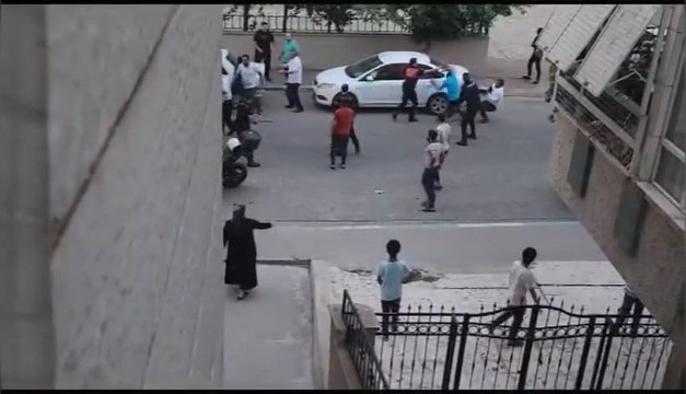 Kızılaya ait dairenin kiracısı ile kurum yöneticileri arasındaki kavgayı polis sonlandırdı