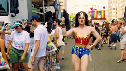 Collaborazione con l'Arcigay, Amazon al fianco della comunita' Lgbtqia+