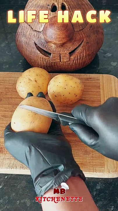 Potato Life Hack: Easy way to Peel Potato