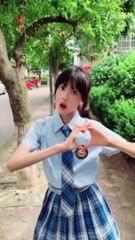 Asian girl 's sing and dance