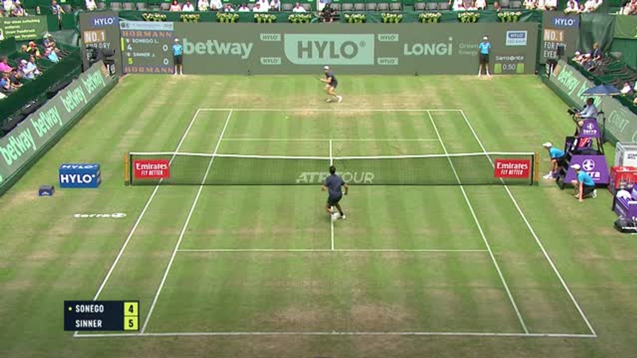 Halle - Sinner remporte le choc 100% italien
