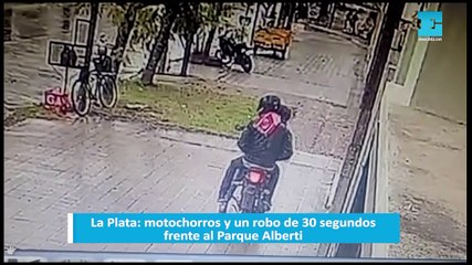 Motochorros y un robo de 30 segundos frente al Parque Alberti