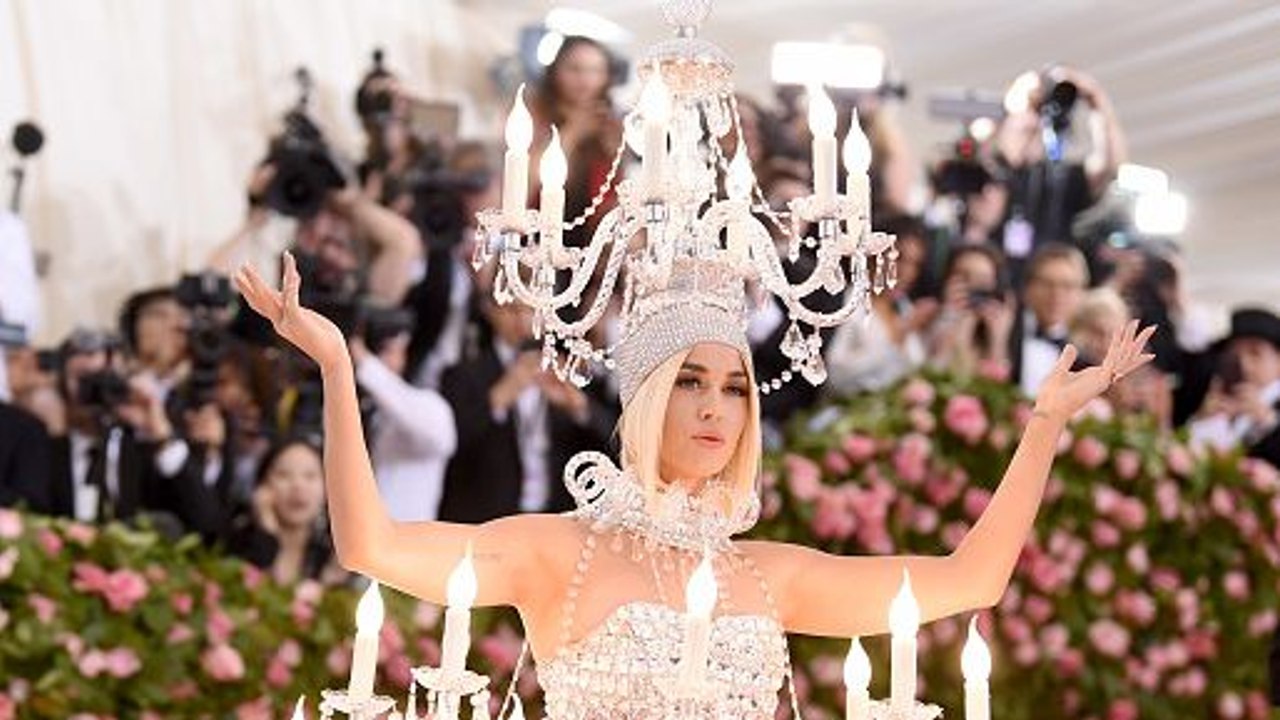 Crazy Celeb Styles We’ll Never Forget