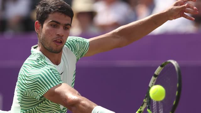 CLEAN: Alcaraz trying to learn from Federer and Murray for grass court season