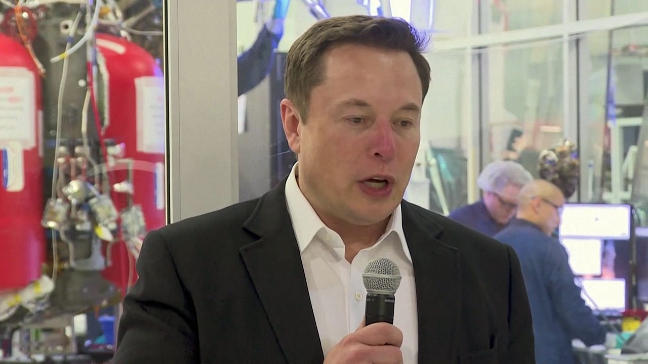 Elon Musk e Mark Zuckerberg se 'desafiam' para uma luta