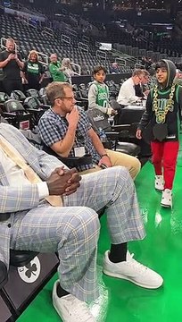 Шакіл О'Ніл тепло привітав юних фанатів «Бостона»: