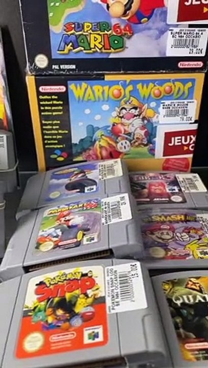 Une gameboy color sous blister rigide en 2023 