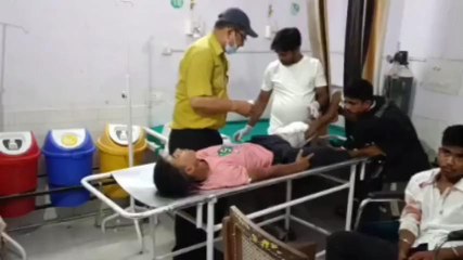 रामपुर: बाइक पर स्टंट करते हुए रील बनाने के चक्कर में दो युवकों का हुआ बुरा हाल