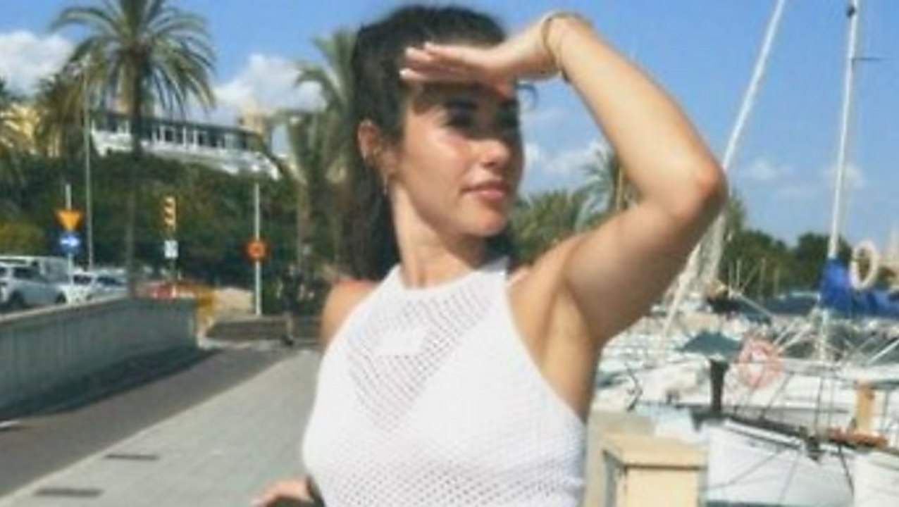 Sarah Engels im gewagten Netzoutfit - hier blitzt alles hervor