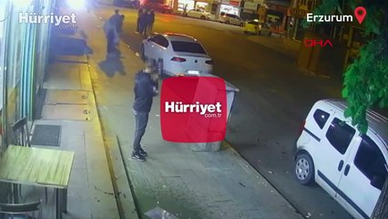Erzurum'da kız arkadaşlarına laf atanı bıçaklayarak öldürdü