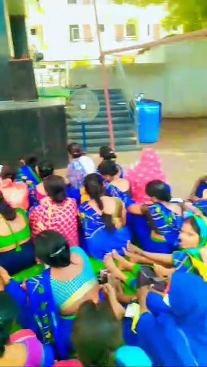 स्वच्छता दीदी योग की हड़ताल से लोगों हो रही परेशानी, 3 दिनों से घरों का नहीं उठ रहा कचरा