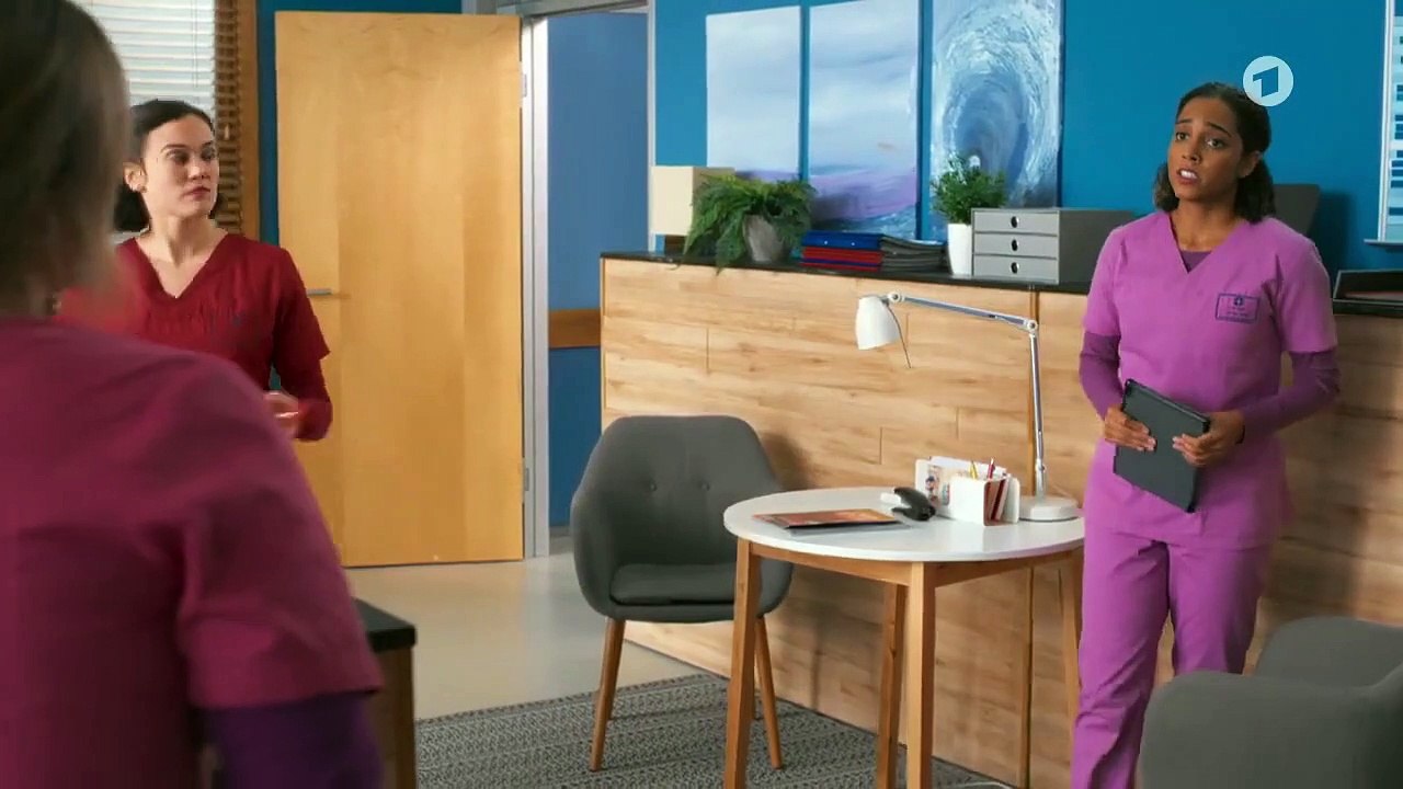 In aller Freundschaft - Die jungen Ärzte: Aufstehen | Folge 344