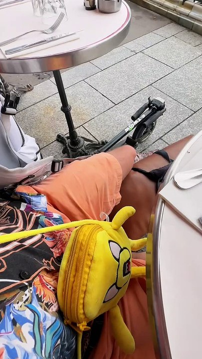J'ai caché un coussin dans Paris !