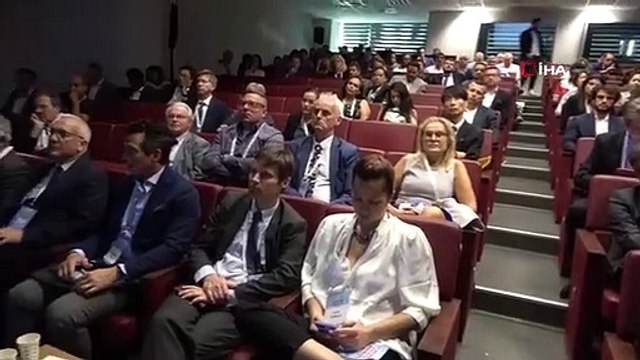 Des médecins étrangers ont participé au congrès Pectus