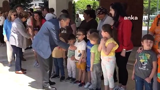 Tepebaşı Belediye Başkanı Ahmet Ataç, personelle bayramlaştı