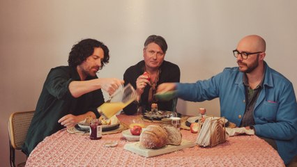 LYR - Hockney Red (Visualiser)