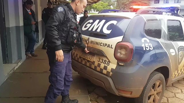 Homem com mandado de prisão em aberto por furto é preso pela GM