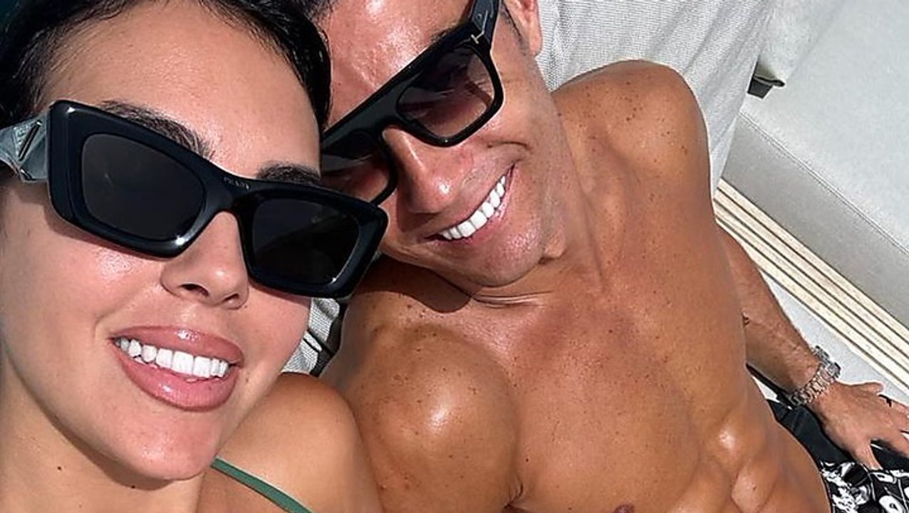Cristiano Ronaldo und Georgina: Halbnackt und ganz schön sexy
