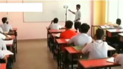 लखीमपुर खीरी: यूपी बोर्ड के पाठ्यक्रम में हुआ बड़ा बदलाव, जानिए क्या बोले लोग