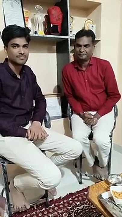 SURAT VIDEO : ऑटो रिक्शा चालक का बेटा बना सीए