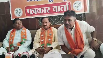 ’केन्द्र की योजनाओं का नाम बदल कर परोस रही प्रदेश सरकार’