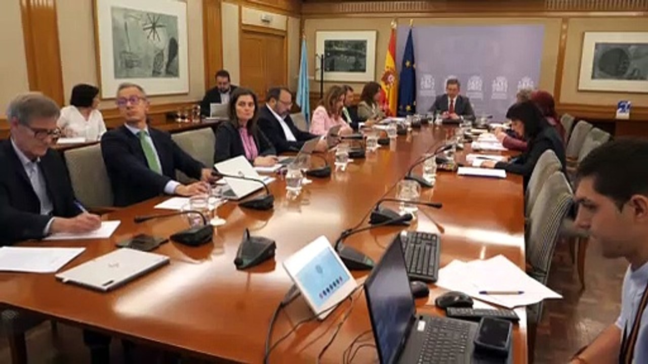 Las mascarillas dejarán de ser obligatorias en hospitales y farmacias