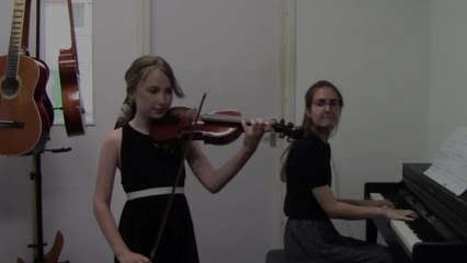 Emilia Terechko - Violin, Luigi Boccherini Minuet