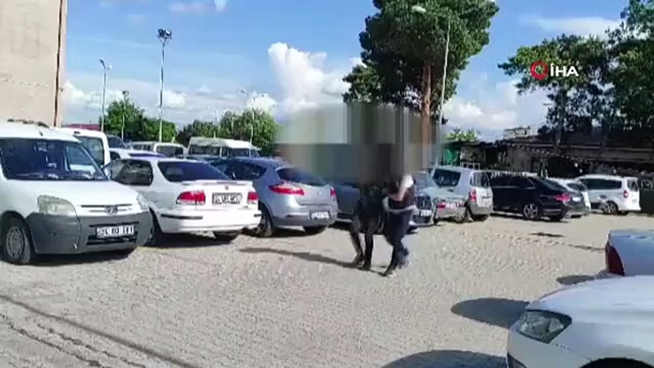 Erzincan'da uyuşturucu operasyonu: Şahsın midesinden 711 gram uyuşturucu çıktı