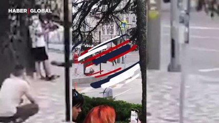 Wagner isyanının patlak verdiği Rostov'dan dikkat çeken görüntüler: Sokağa inen askerleri şaşkınlıkla izlediler