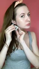 This girl made earring out of chalk and started eating it